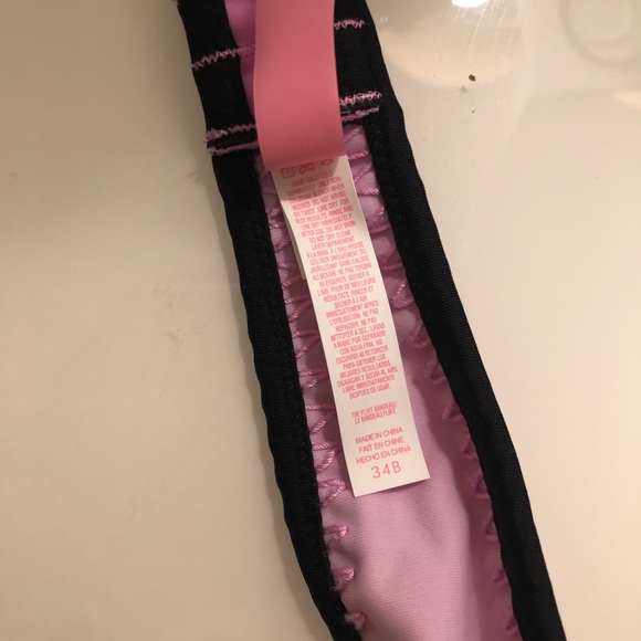 Victoria’s Secret bikini - Picture 3 of 4